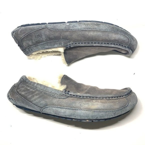 UGG Mens Ascot Suede Closed Toe Slip On Slippers